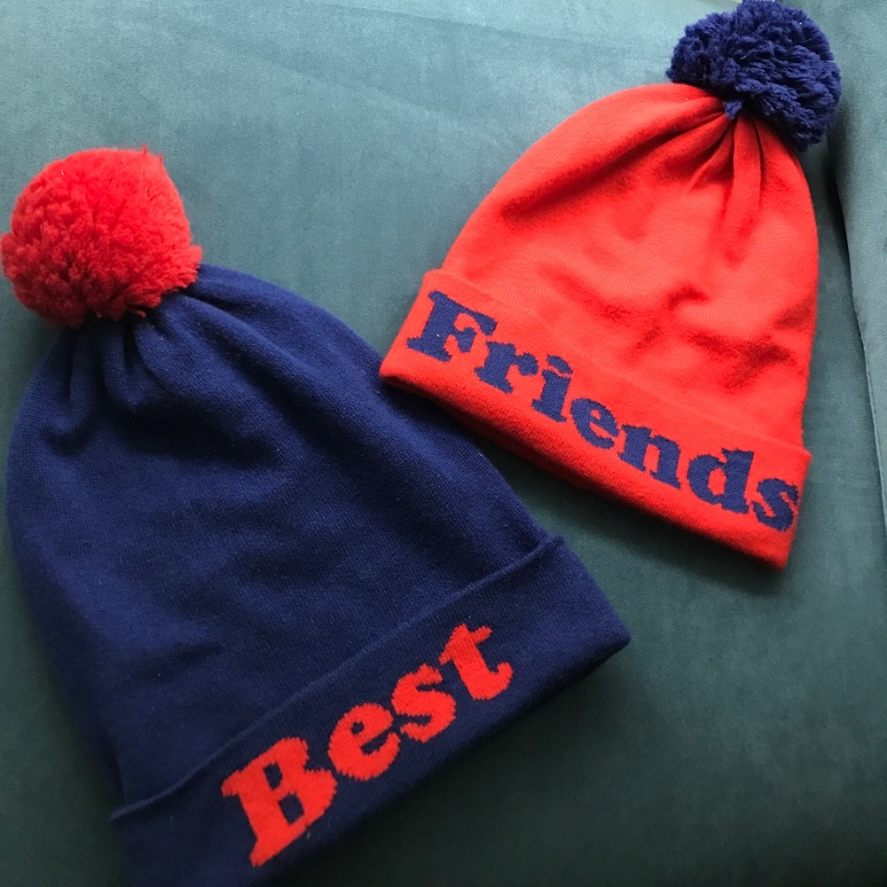 Two Best Friends beanies